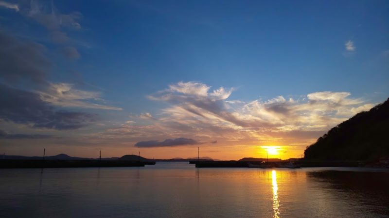船唐津漁港の夕陽